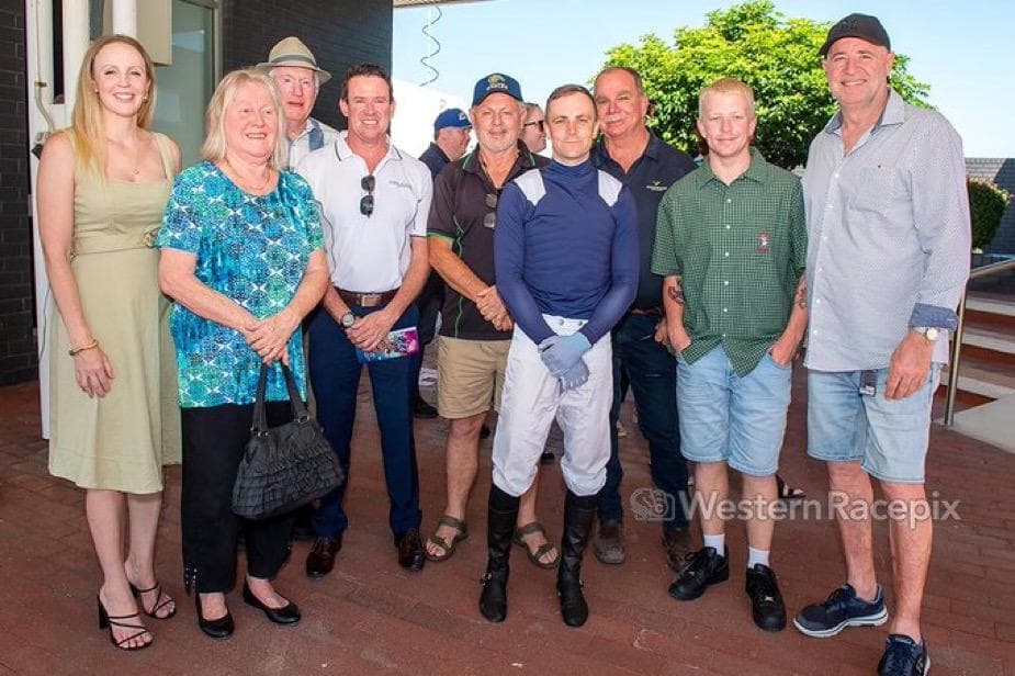 “ Magnas Choice “ winning connections  at Belmont park racecourse.